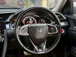 HONDA CIVIC FC 1.5 RS  ปี2017 ราคา699,000บาท