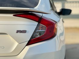 HONDA CIVIC FC 1.5 RS  ปี2017 ราคา699,000บาท