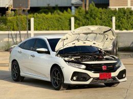 HONDA CIVIC FC 1.5 RS  ปี2017 ราคา699,000บาท