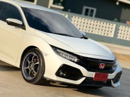 HONDA CIVIC FC 1.5 RS  ปี2017 ราคา699,000บาท
