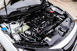HONDA CIVIC FK1.5 TURBO CVT HATCHปี2017 ราคา 799,000บาท มือสอง