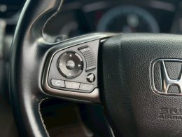 HONDA CIVIC FK 1.5 TURBO CVT HATCH ปี2017 ราคา729,000บาท