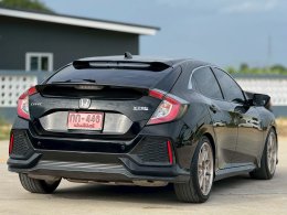 HONDA CIVIC FK 1.5 TURBO CVT HATCH ปี2017 ราคา729,000บาท