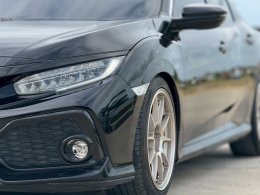 HONDA CIVIC FK 1.5 TURBO CVT HATCH ปี2017 ราคา729,000บาท
