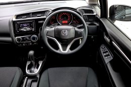 HONDA JAZZ1.5 S I-VTEC CVT HATCH ปี2020 ราคา569,000บาท