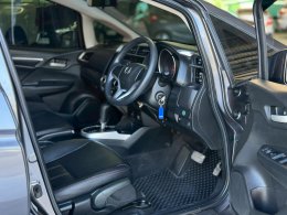 HONDA JAZZ 1.5 AT ปี2016 ราคา359,000บาท