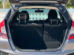 HONDA JAZZ 1.5 AT ปี2016 ราคา359,000บาท