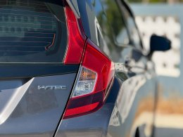 HONDA JAZZ 1.5 AT ปี2016 ราคา359,000บาท