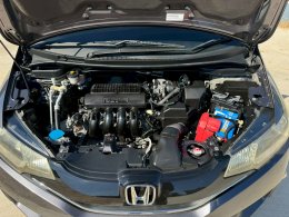 HONDA JAZZ 1.5 AT ปี2016 ราคา359,000บาท