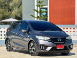 HONDA JAZZ 1.5 AT ปี2016 ราคา359,000บาท