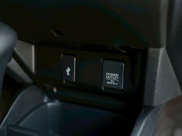 HONDA JAZZ 1.5 AT ปี2016 ราคา359,000บาท