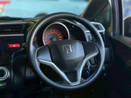 HONDA JAZZ 1.5 AT ปี2016 ราคา359,000บาท