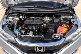 HONDA JAZZ 1.5 S I-VTEC (AB/ABS)ATปี2018 ราคา429,000บาท มือสอง