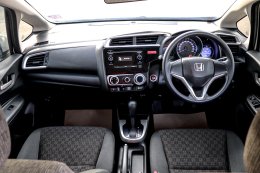 HONDA JAZZ 1.5 V I-VTEC CVT HATCH ปี2014 ราคา399,000บาท มือสอง