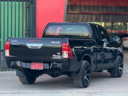 TOYOTA HILUX REVO SMART CAB 2.4 E MT (AB/ABS) ปี2017 ราคา379,000บาท