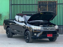TOYOTA HILUX REVO SMART CAB 2.4 E MT (AB/ABS) ปี2017 ราคา379,000บาท