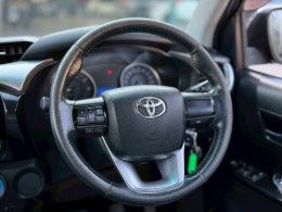 TOYOTA HILUX REVO SMART CAB 2.4 E MT (AB/ABS) ปี2017 ราคา379,000บาท