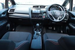 Honda jazz 1.5 RS I-VTEC CVT ราคา 569,000 บาท