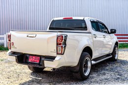 ISUZU D-MAX CAB4 1.9 HI-LANDER Z MT ปี2020 ราคา799,000บาท