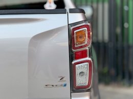 ISUZU D-MAX CAB 4 1.9  HI-LANDER Z AT ปี2020 ราคา659,000บาท