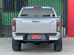 ISUZU D-MAX CAB 4 1.9  HI-LANDER Z AT ปี2020 ราคา659,000บาท