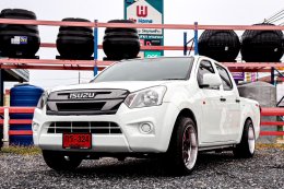 ISUZU D-MAX CAB 4 1.9 S MTปี2019 ราคา429,000บาท มือสอง