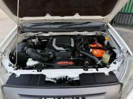 ISUZU D-MAX CAB 4 1.9 (S) MT  ปี2017 ราคา 429,000บาท