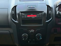 ISUZU D-MAX CAB 4 1.9 (S) MT  ปี2017 ราคา 429,000บาท