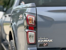 ISUZU D-MAX CAB 4 3.0 VCROSS M 4WD ATปี2023/ ราคา 899,000 บาท