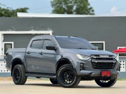 ISUZU D-MAX CAB 4 3.0 VCROSS M 4WD ATปี2023/ ราคา 899,000 บาท