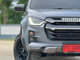 ISUZU D-MAX CAB 4 3.0 VCROSS M 4WD ATปี2023/ ราคา 899,000 บาท