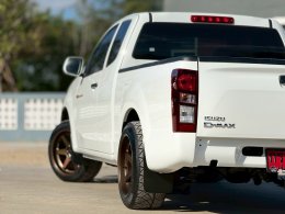 ISUZU D-MAX SPACECAB 1.9 S MT (AB) ปี2019 ราคา339,000บาท