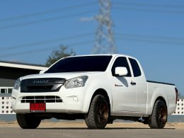 ISUZU D-MAX SPACECAB 1.9 S MT (AB) ปี2019 ราคา339,000บาท