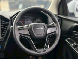 ISUZU D-MAX SPACECAB 3.0 S MT (AB/ABS) ปี2021 ราคา429,000บาท