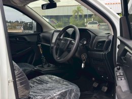 ISUZU D-MAX SPACECAB 3.0 S MT (AB/ABS) ปี2021 ราคา429,000บาท