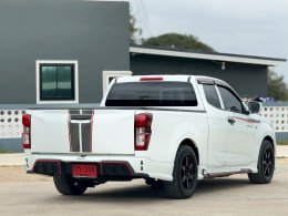 ISUZU D-MAX SPACECAB 3.0 S MT (AB/ABS) ปี2021 ราคา429,000บาท