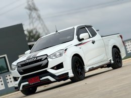 ISUZU D-MAX SPACECAB 3.0 S MT (AB/ABS) ปี2021 ราคา429,000บาท