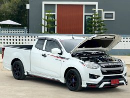 ISUZU D-MAX SPACECAB 3.0 S MT (AB/ABS) ปี2021 ราคา429,000บาท