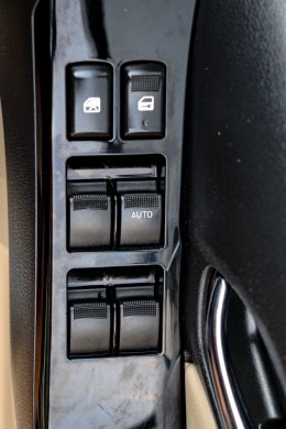 ISUZU MU-X 1.9 DDI (AB/ABS) AT ปี2017/659,000