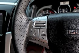 ISUZU MU-X 1.9 DDI (AB/ABS) AT ปี2017/659,000