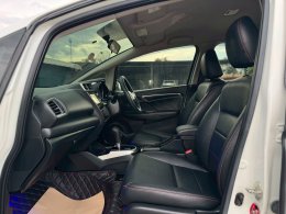 HONDA JAZZ1.5 V+ I-VTEC CVT HATCH (AB/ABS) AT ปี2019 ราคา449,000บาท