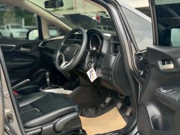 HONDA JAZZ 1.5 S I-VTEC MT HATCH (AB/ABS) MT ปี2018 ราคา429,000บาท