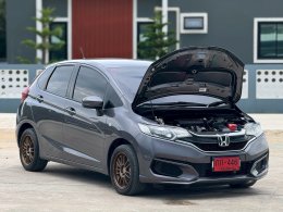 HONDA JAZZ 1.5 S I-VTEC MT HATCH (AB/ABS) MT ปี2018 ราคา429,000บาท