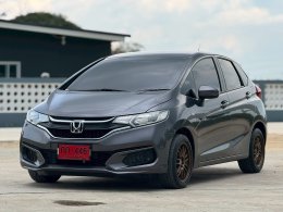 HONDA JAZZ 1.5 S I-VTEC MT HATCH (AB/ABS) MT ปี2018 ราคา429,000บาท
