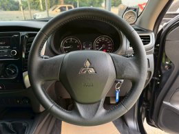 MITSUBISHI TRITON DUAL CAB 2.5 GLX MT ปี19 ราคา 429,000 บาท