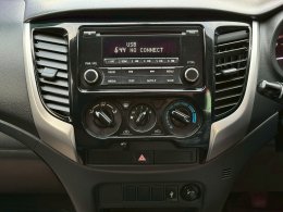 MITSUBISHI TRITON DUAL CAB 2.5 GLX MT ปี19 ราคา 429,000 บาท