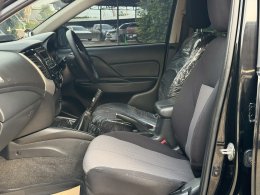 MITSUBISHI TRITON DUAL CAB 2.5 GLX MT ปี19 ราคา 429,000 บาท