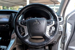 PAJERO 2.4 GT PREMIUM 4WD (AB/ABS) ปี2016 ราคา 679,000บาท