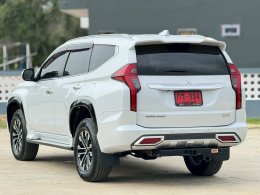PAJERO SPORT 2.4 GT Premium 4WD AT ปี2020 ราคา 999,000บาท