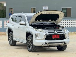 PAJERO SPORT 2.4 GT Premium 4WD AT ปี2020 ราคา 999,000บาท